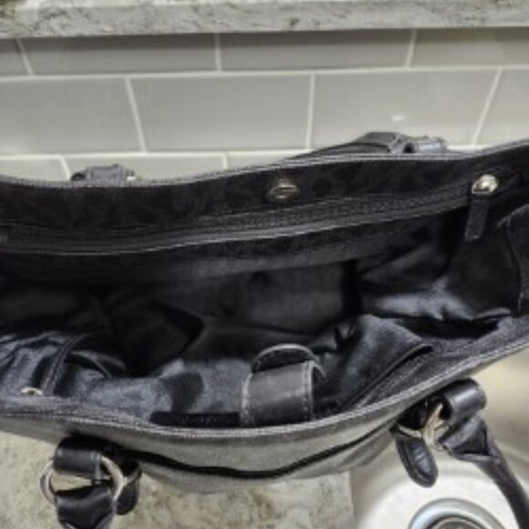 Michael Kors purse - Picture 3 of 3